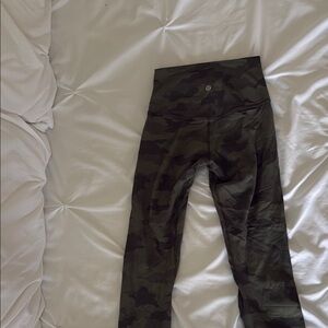 size4,lululemon align leggings,green camo